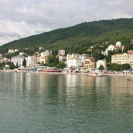 Daire Vivoda *